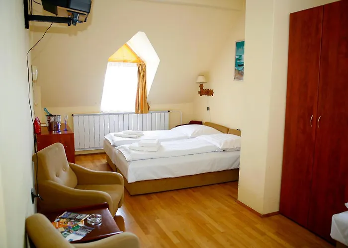 Hotel Bara Junior Budapest